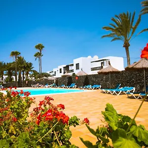 https://oasis-san-antonio-puerto-del-carmen-lanzarote.in-canary-islands.com